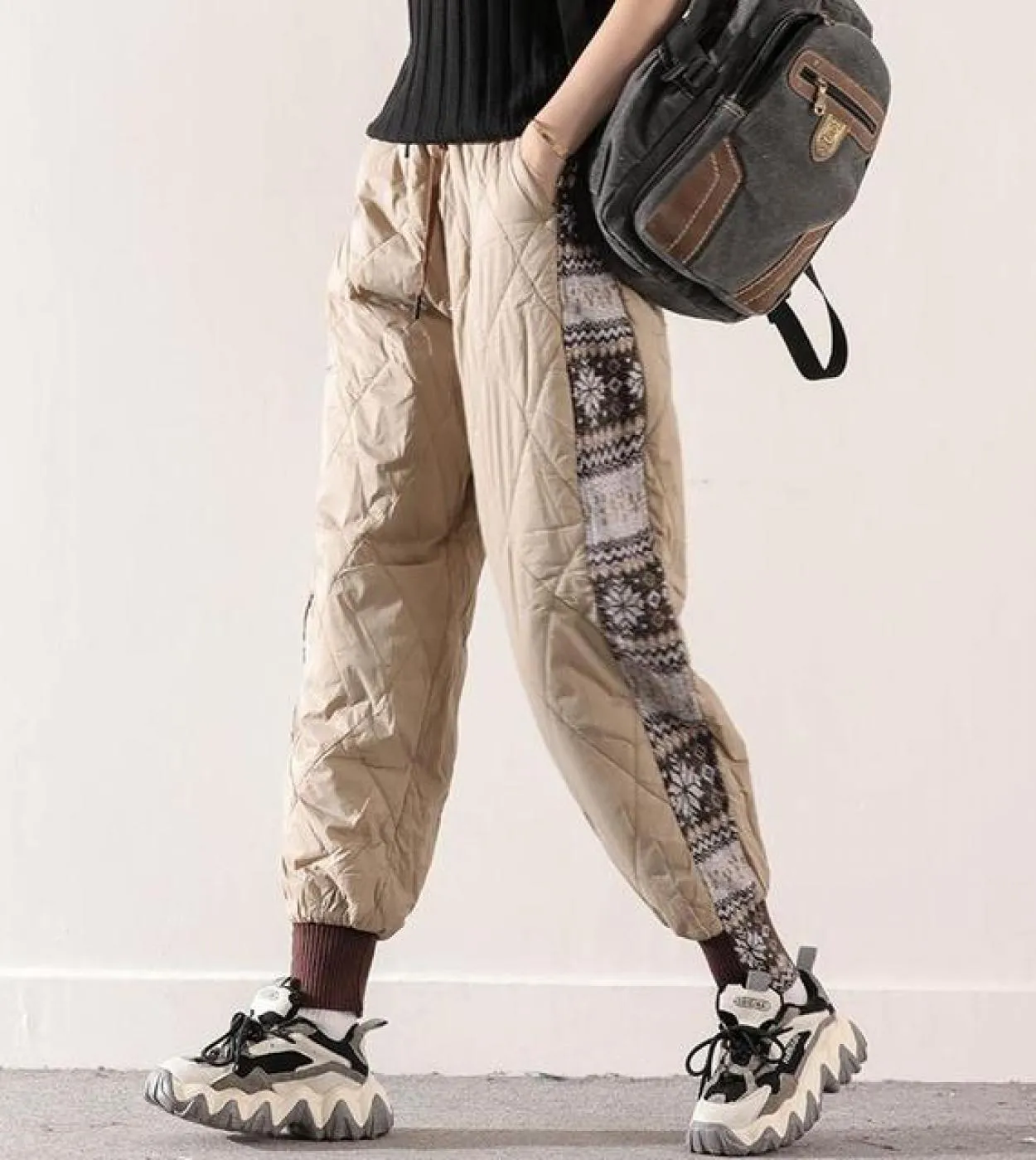 2022 Autunno Inverno New Arts Style Donna Vita elastica Pantaloni larghi alla caviglia Banda laterale Addensare Pantaloni Harem