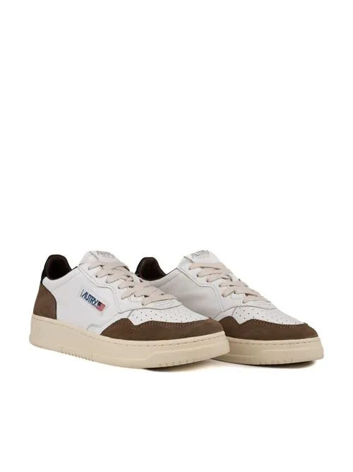 AUTRY     Sneakers Autry Medalist Low in pelle di capra e suede Bianco/Marrone