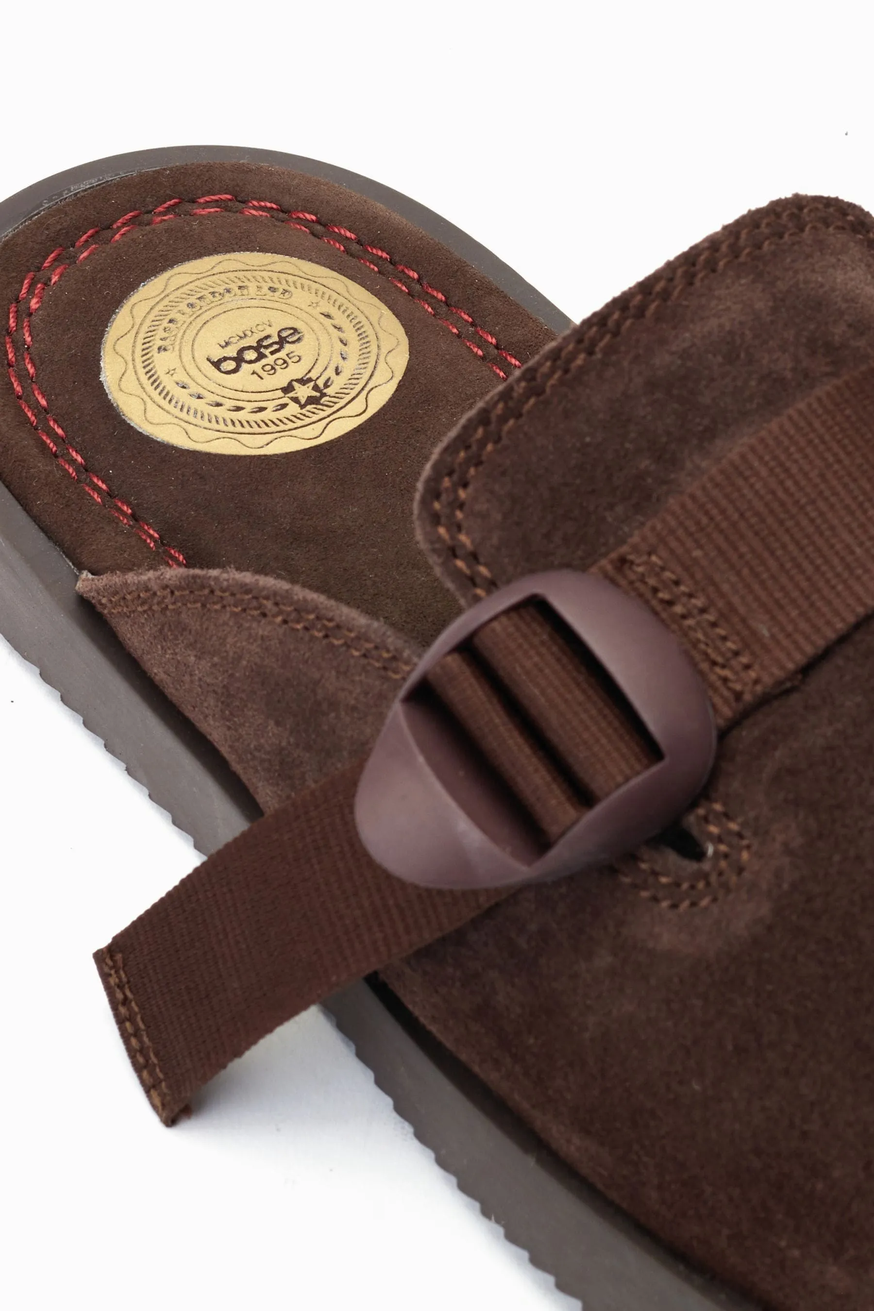 Base London - Sabot in toro