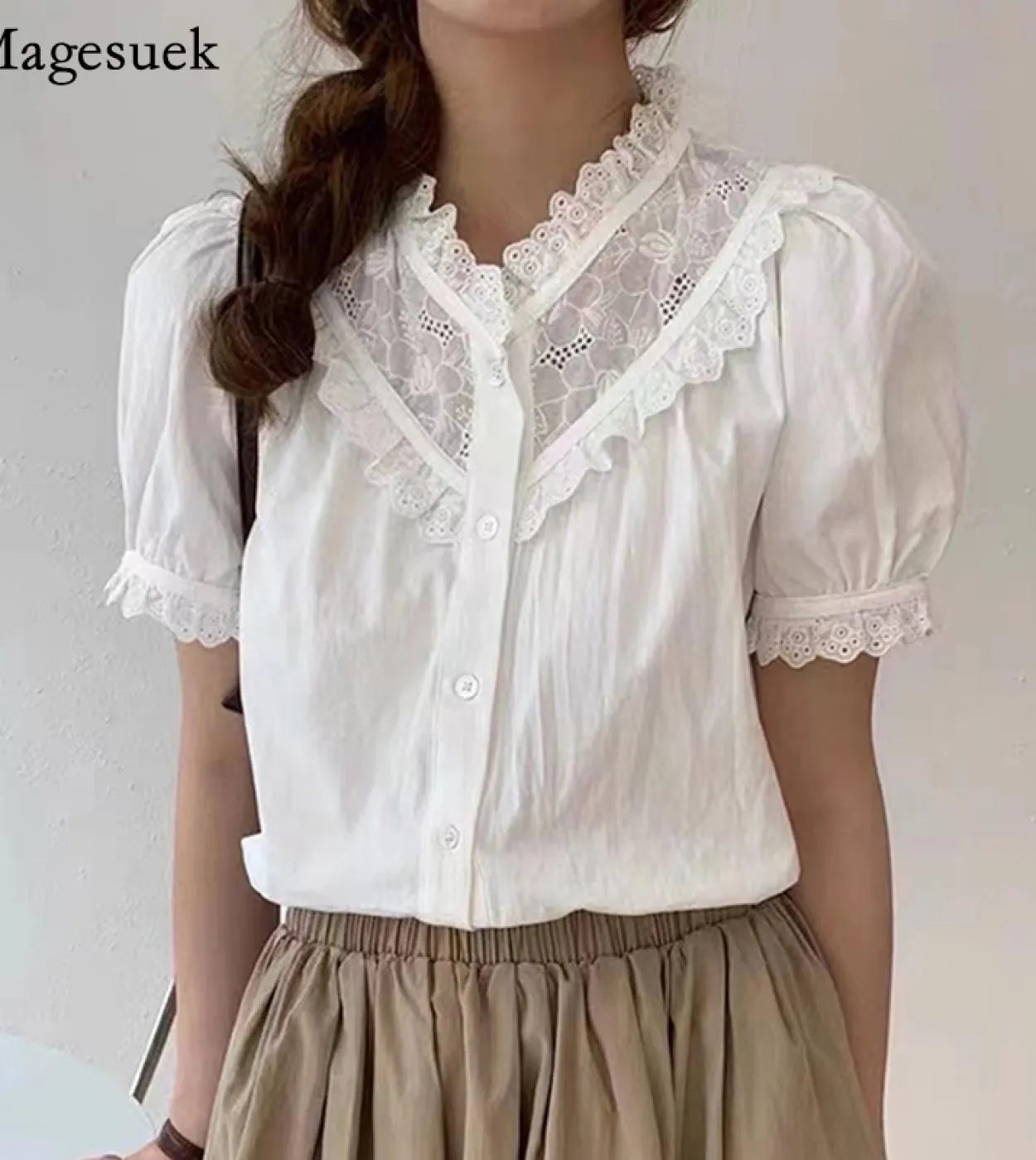 Camicetta da donna francese stile palazzo retrò ricamo alluncinetto camicia con cuciture in pizzo manica corta a sbuffo dolce t