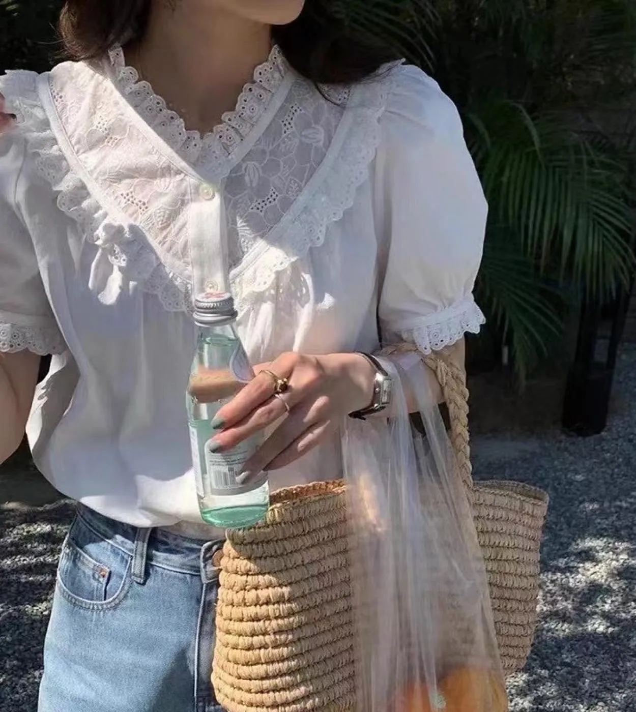 Camicetta da donna francese stile palazzo retrò ricamo alluncinetto camicia con cuciture in pizzo manica corta a sbuffo dolce t