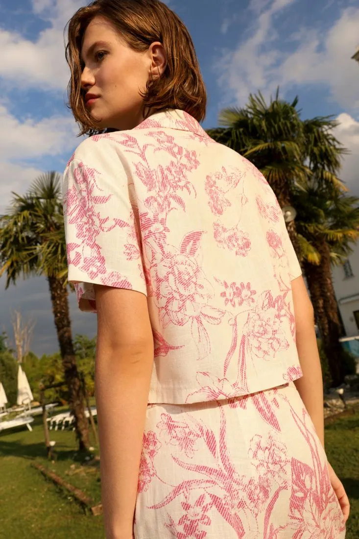 Camicia cropped fantasia floreale con maniche corte