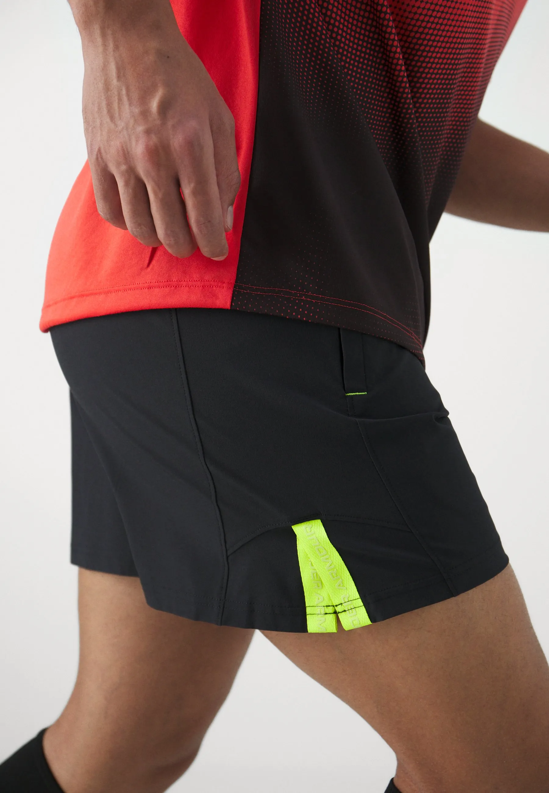 CHALLENGER PRO SHORT - Pantaloncini sportivi