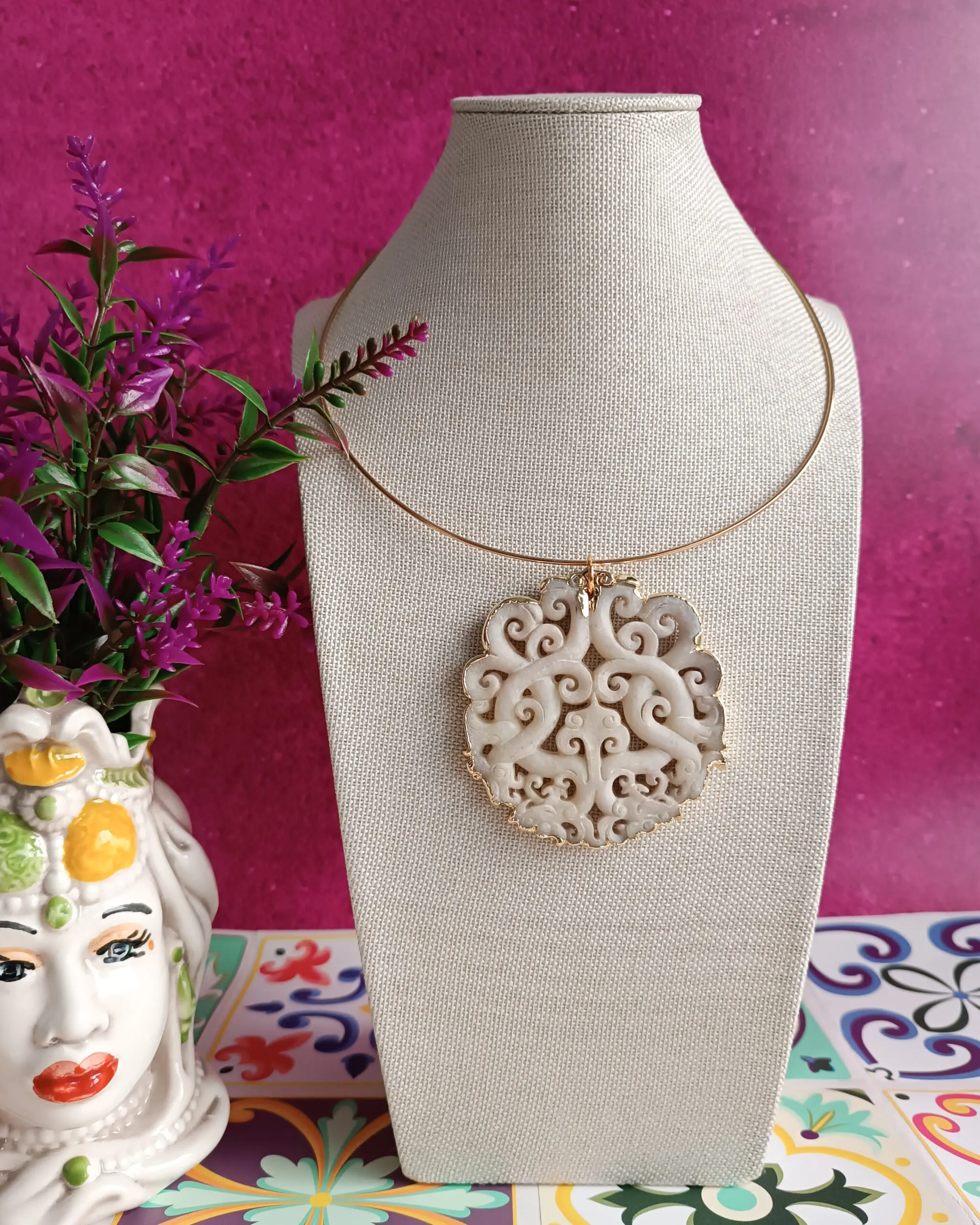 Collana Girocollo Rigida con Ciondolo Giada Giadeite