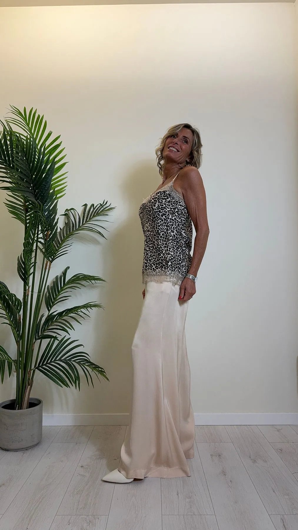 DAFNE - 18673FP14 - TOP RASO FANTASIA ANIMALIER CON INSERTO PIZZO E SPALLINE REGOLABILI