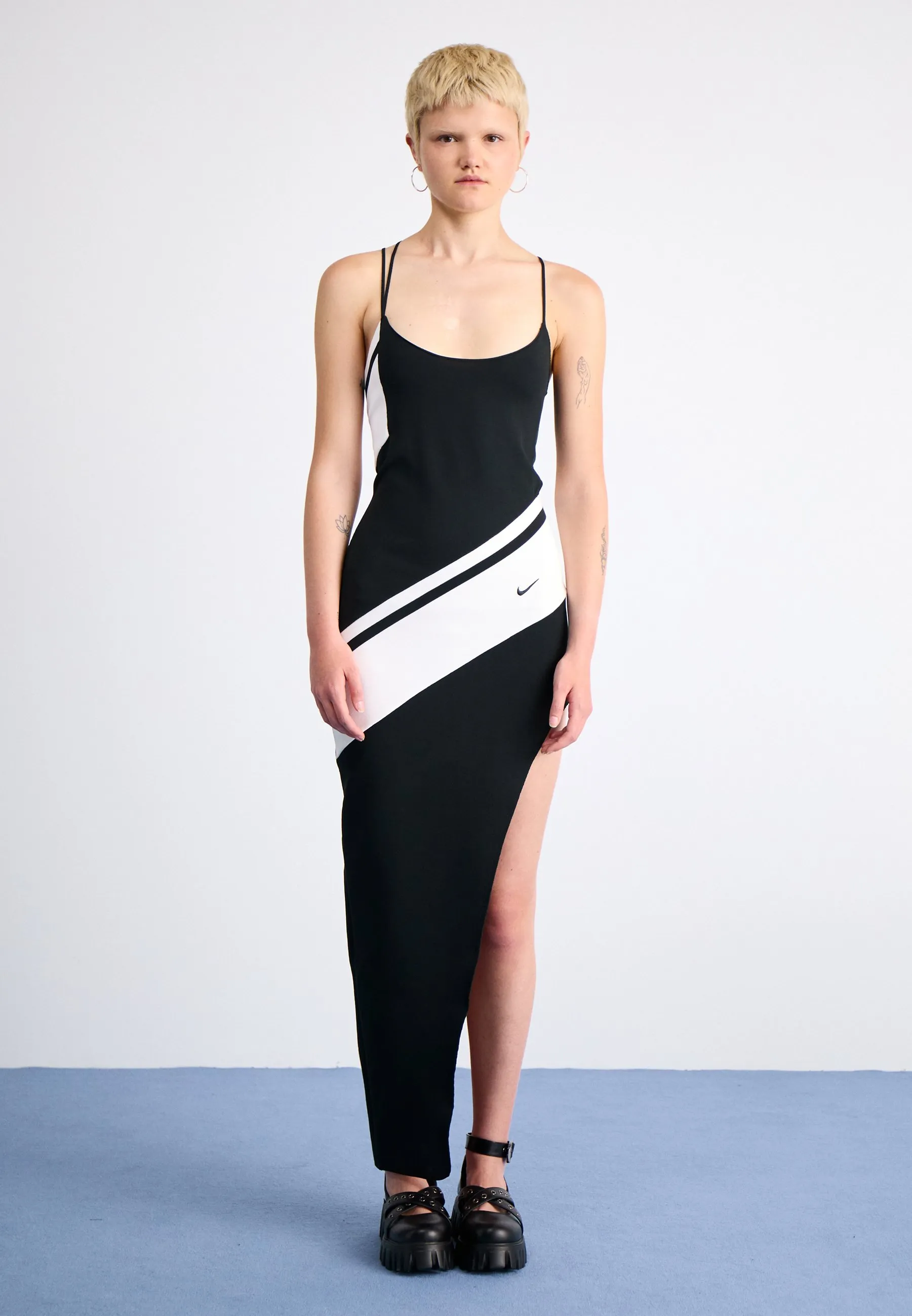 DRESS - Vestito lungo