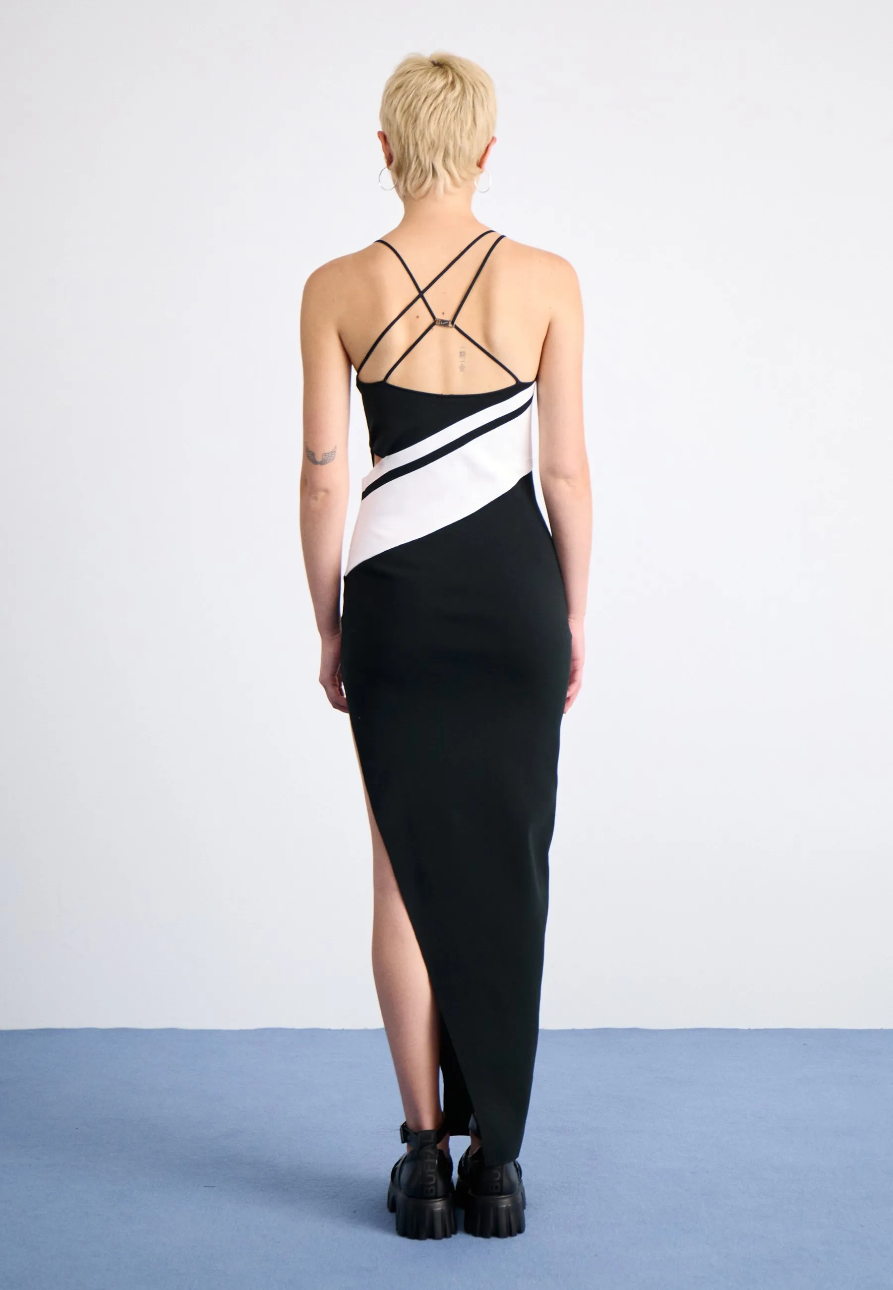 DRESS - Vestito lungo