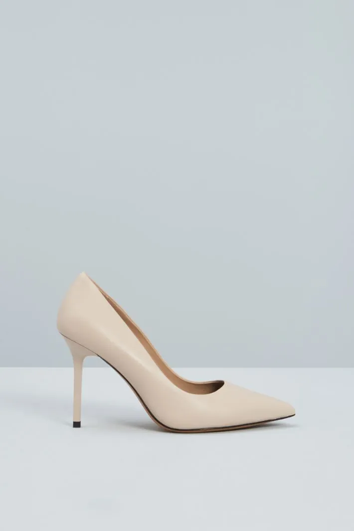 Décolleté con tacco laccato