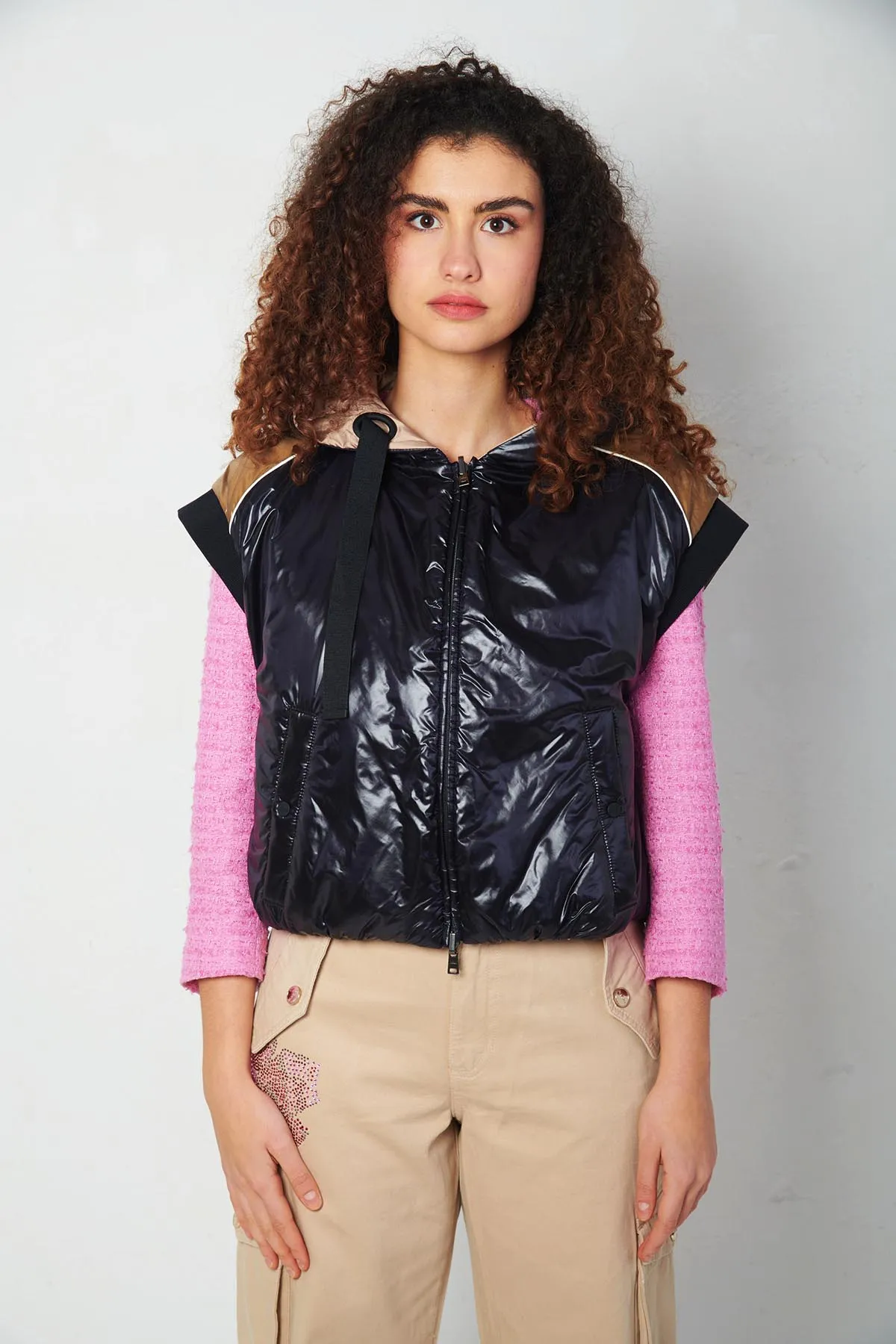 HERNO Gilet con cappuccio in piuma, a fantasia reversibile