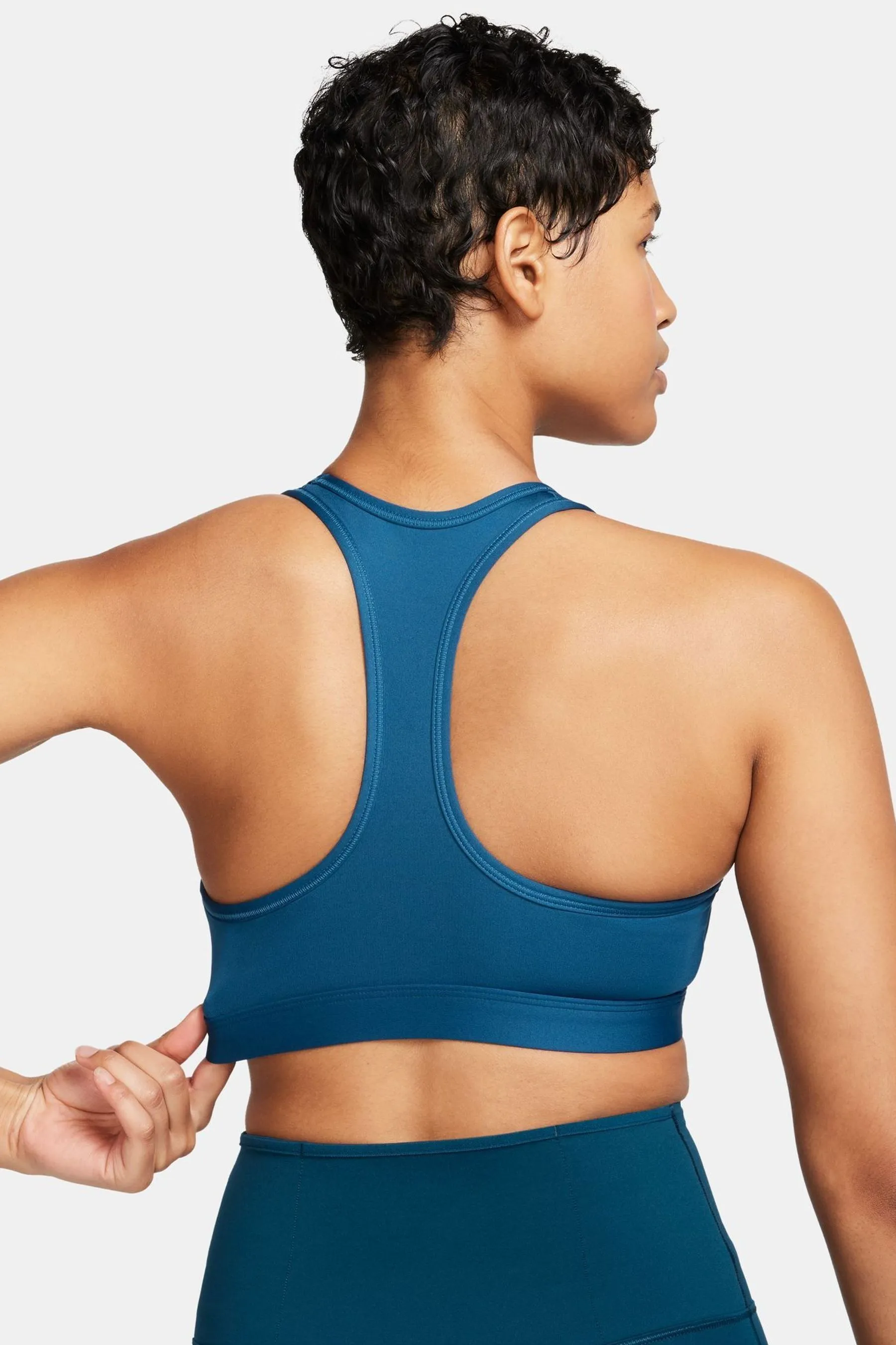 Nike - Reggiseno sportivo imbottito sostegno medio con logo