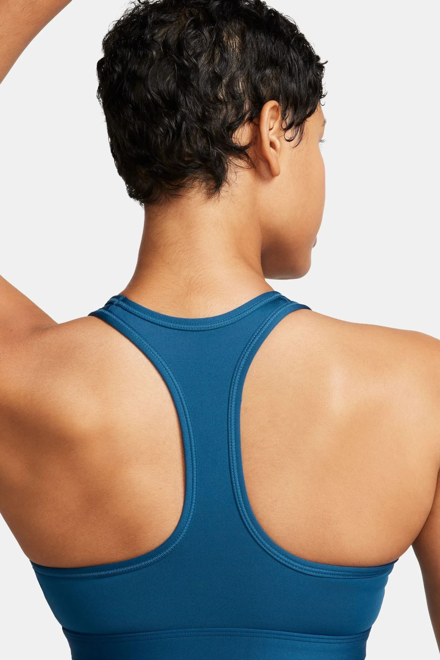 Nike - Reggiseno sportivo imbottito sostegno medio con logo