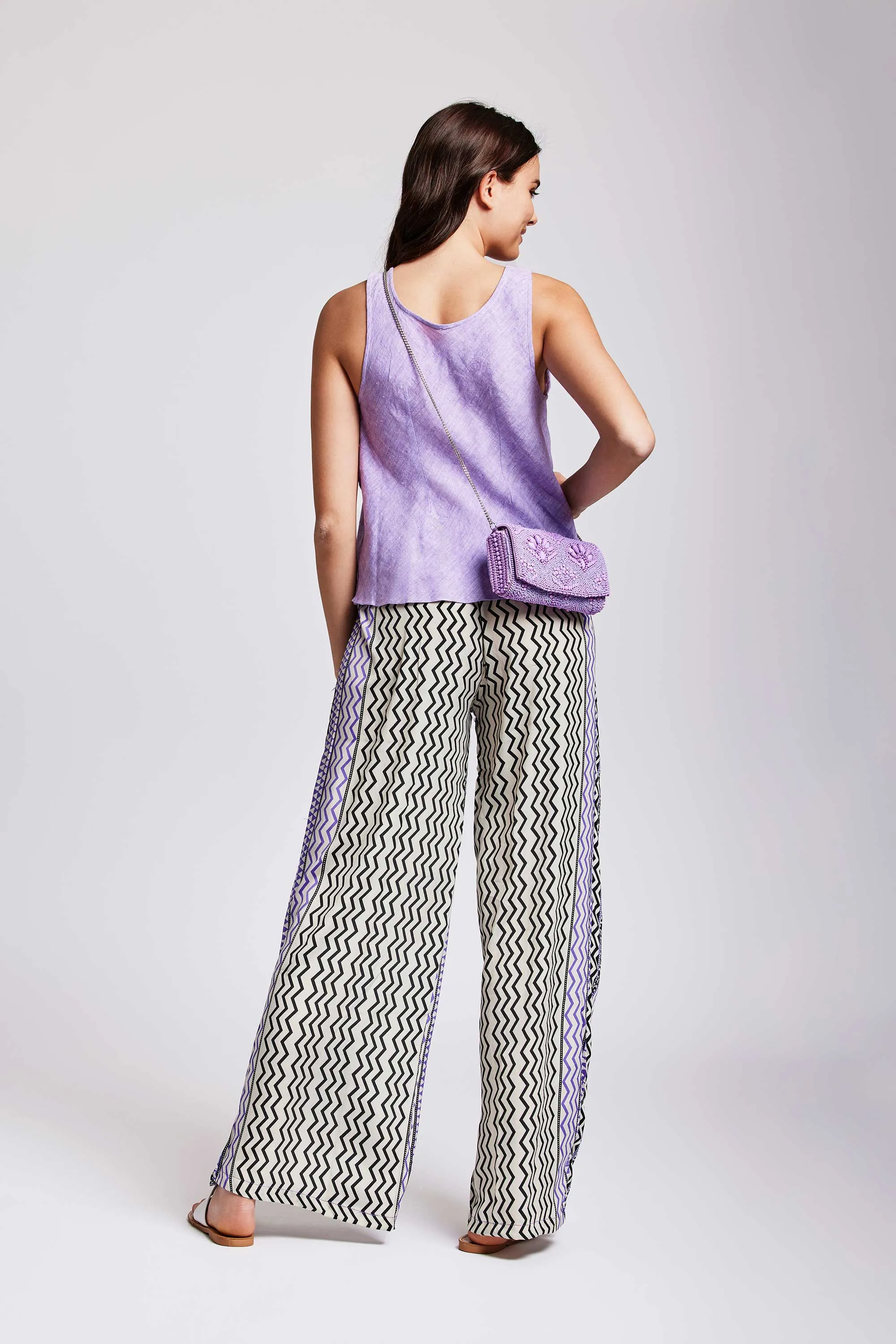 PANTALONI A PORTAFOGLIO MOTIVO GEOMETRICO