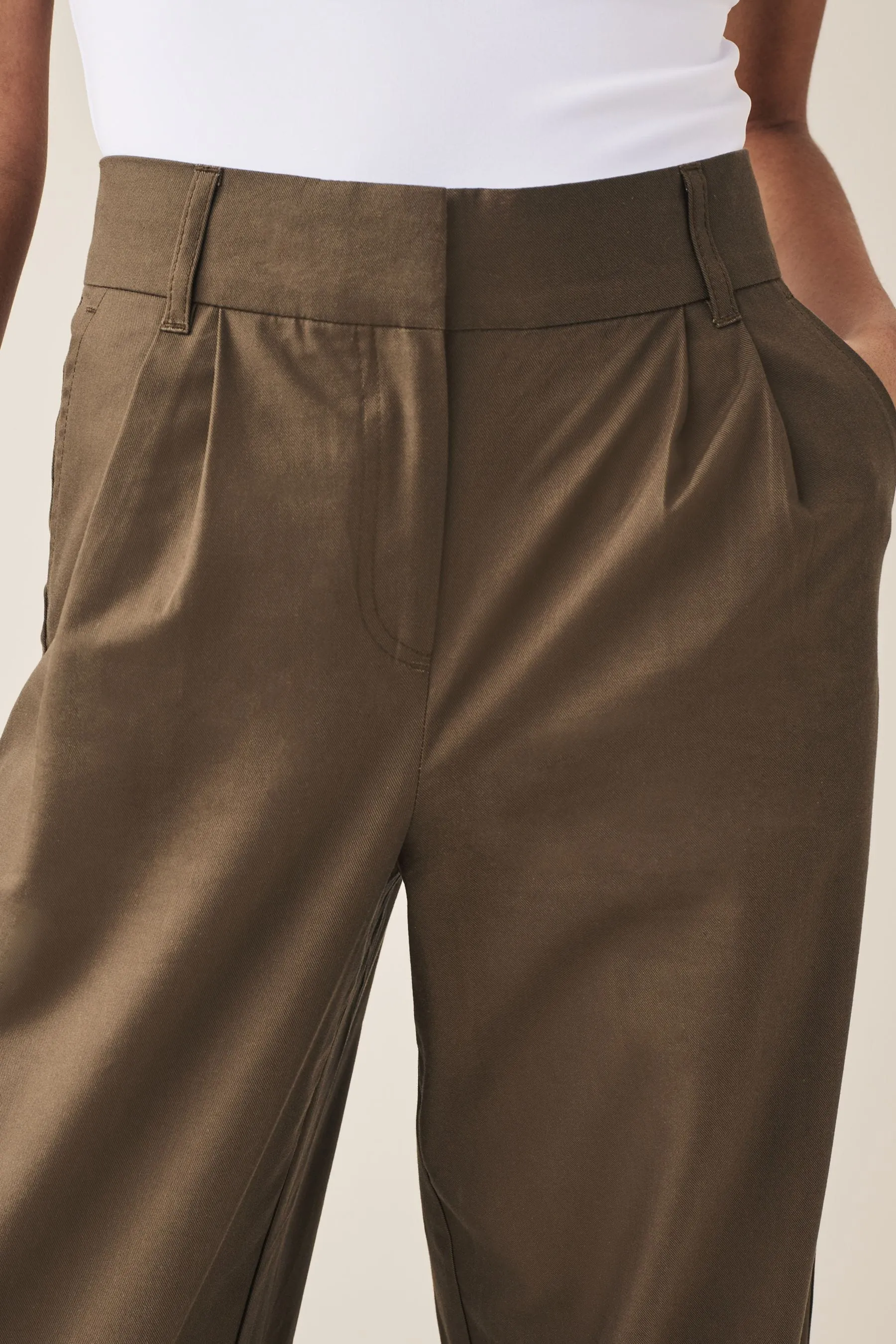 Pantaloni elegante a fondo ampio in misto cotone    