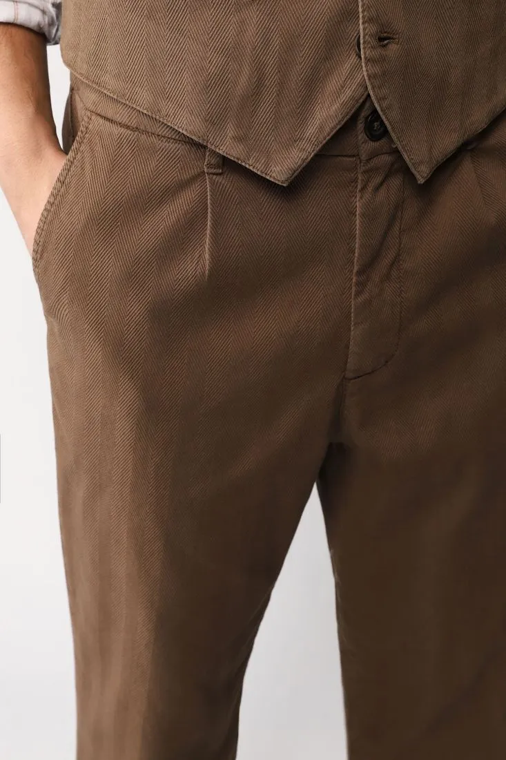 Pantaloni straight monocolour con pinces