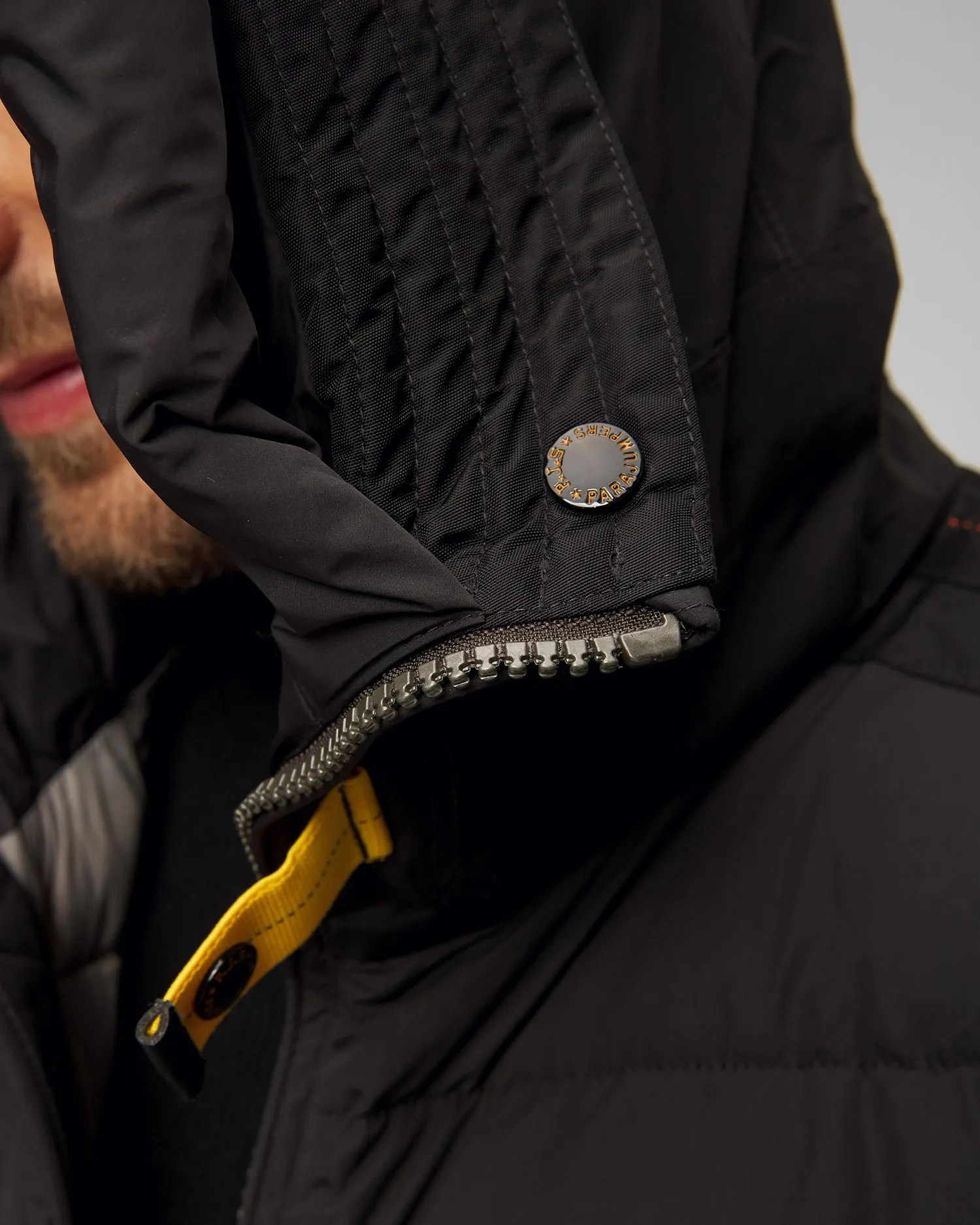 Piumino nero da uomo Parajumpers Wilmont 23wmpmpuhf02-541