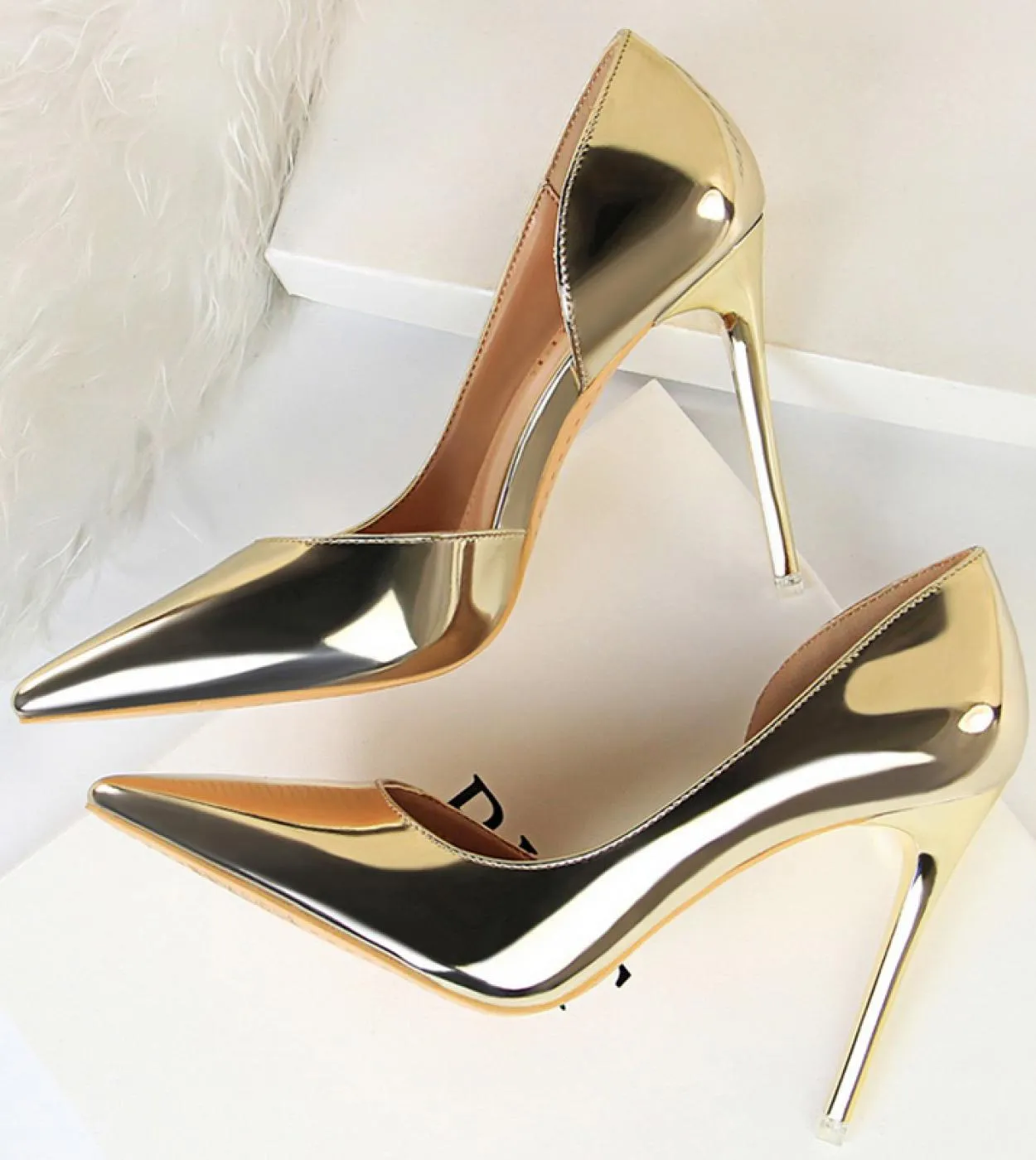 Scarpe con tacco alto da donna 2022 Scarpin oro Scarpe con tacco alto da donna Scarpe con tacco alto da donna