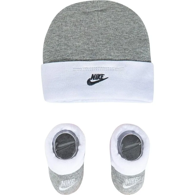 SET CAPPELLO E CALZE NEONATO NIKE PER BAMBINI