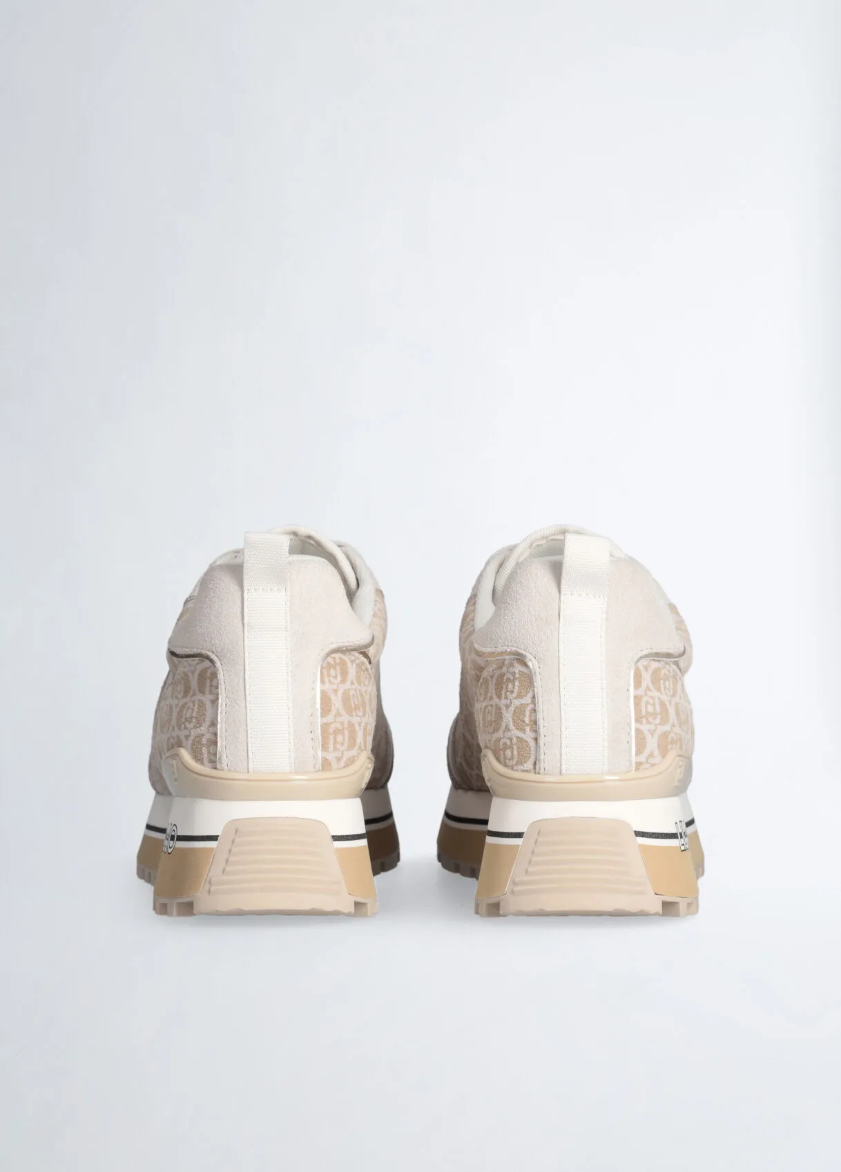 Sneakers platform beige in suede