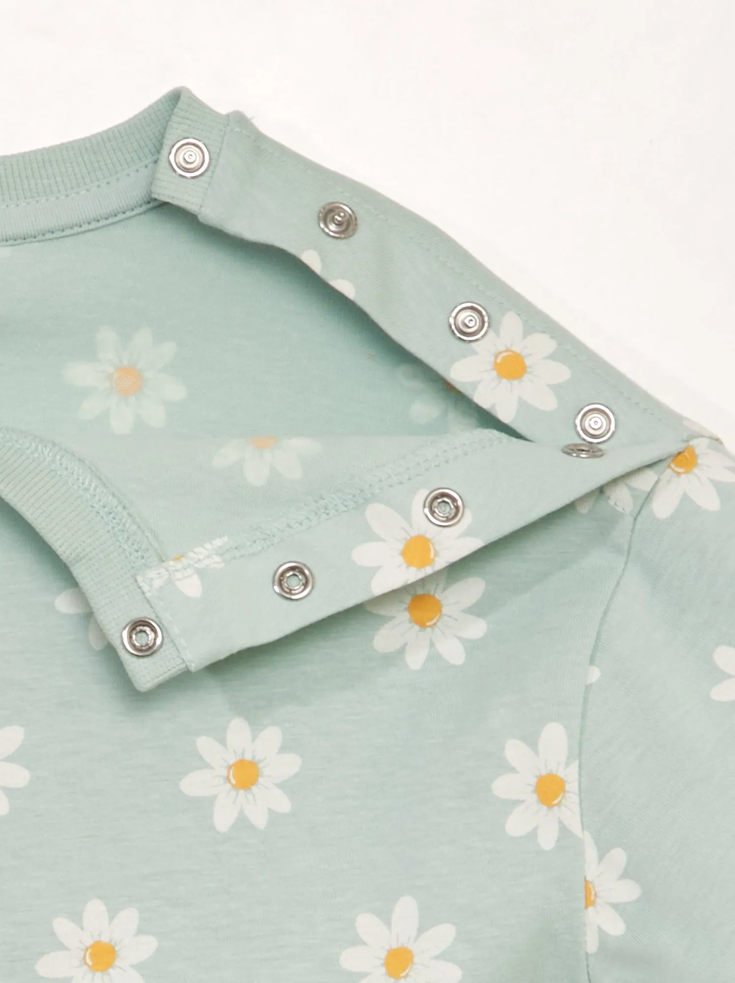 T-shirt adattiva con motivo 'fiori' - BIANCO