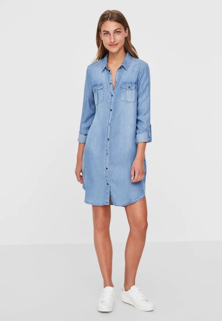 Vestito di jeans